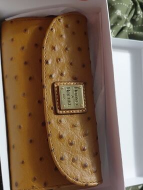 Dooney & Bourke Mustard Yellow Ostrich-Embossed Leather Wallet . New.